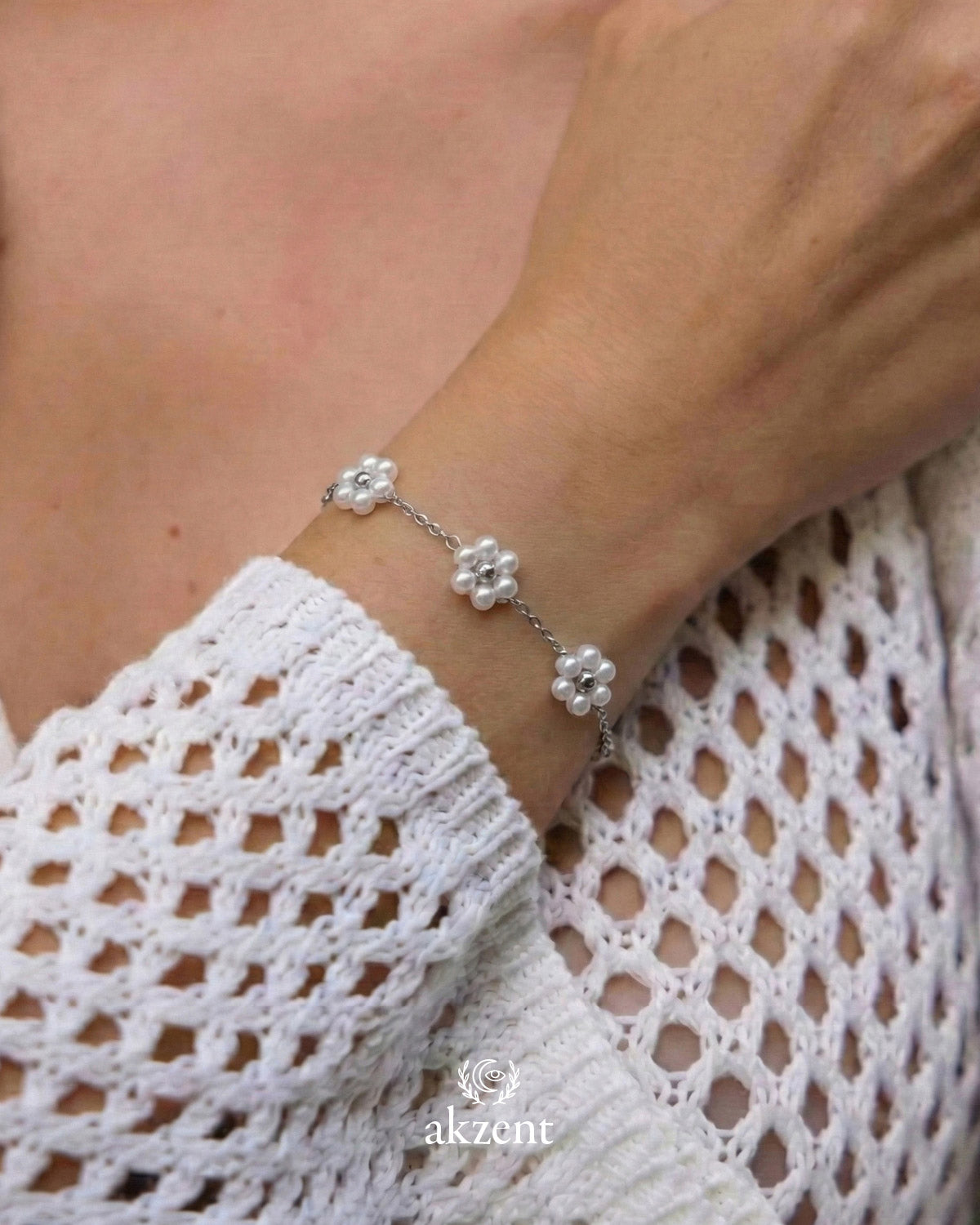 Akzent "Jaika" Armband mit Rojana mit Blüten