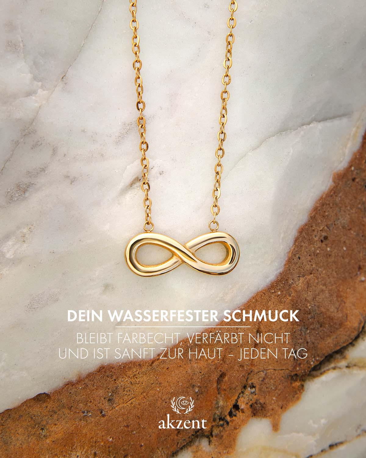 Akzent "Suki" Halskette mit Infinity-Anhänger