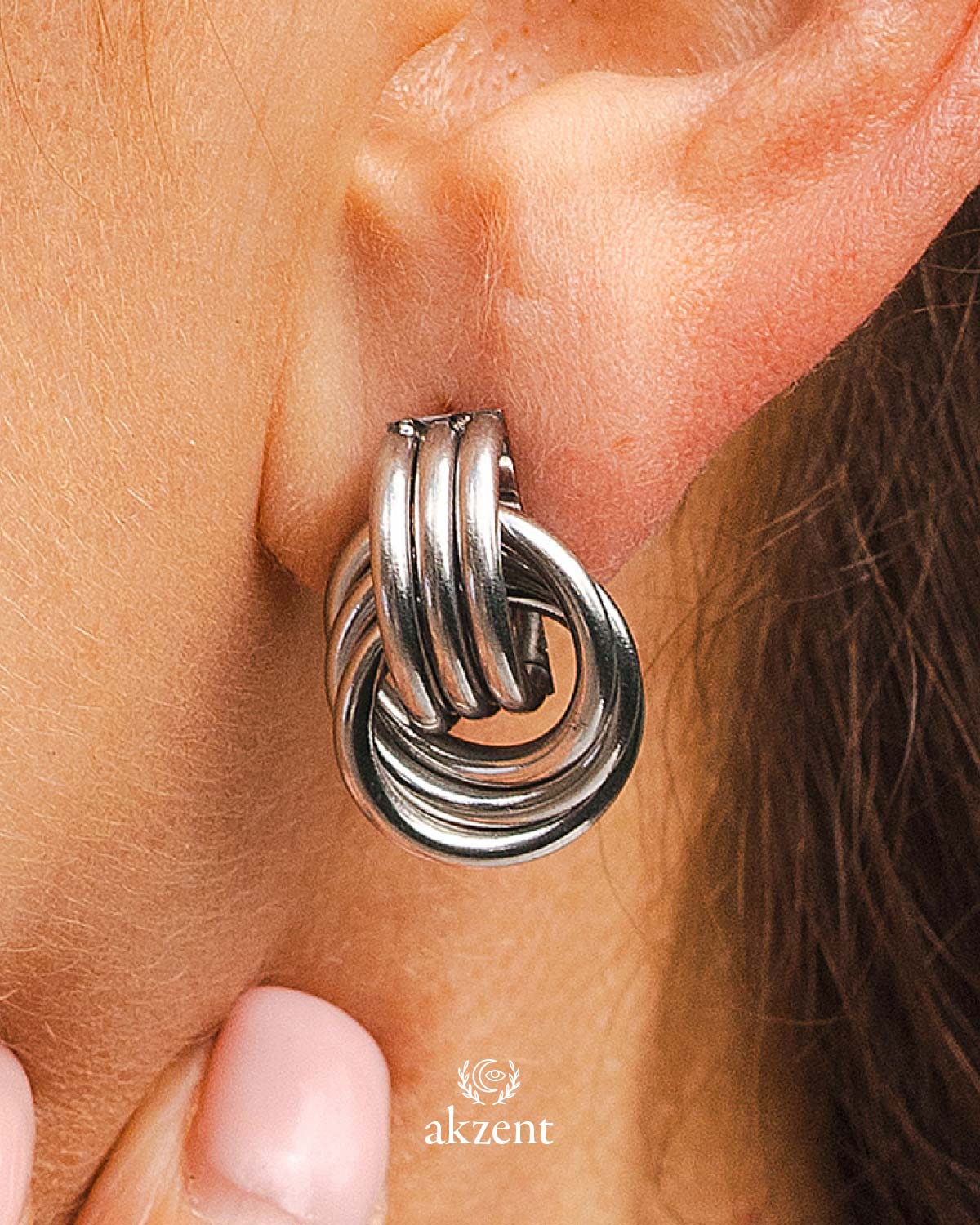 Akzent "Luisa" Ohrstecker verschlungene Ring-Form