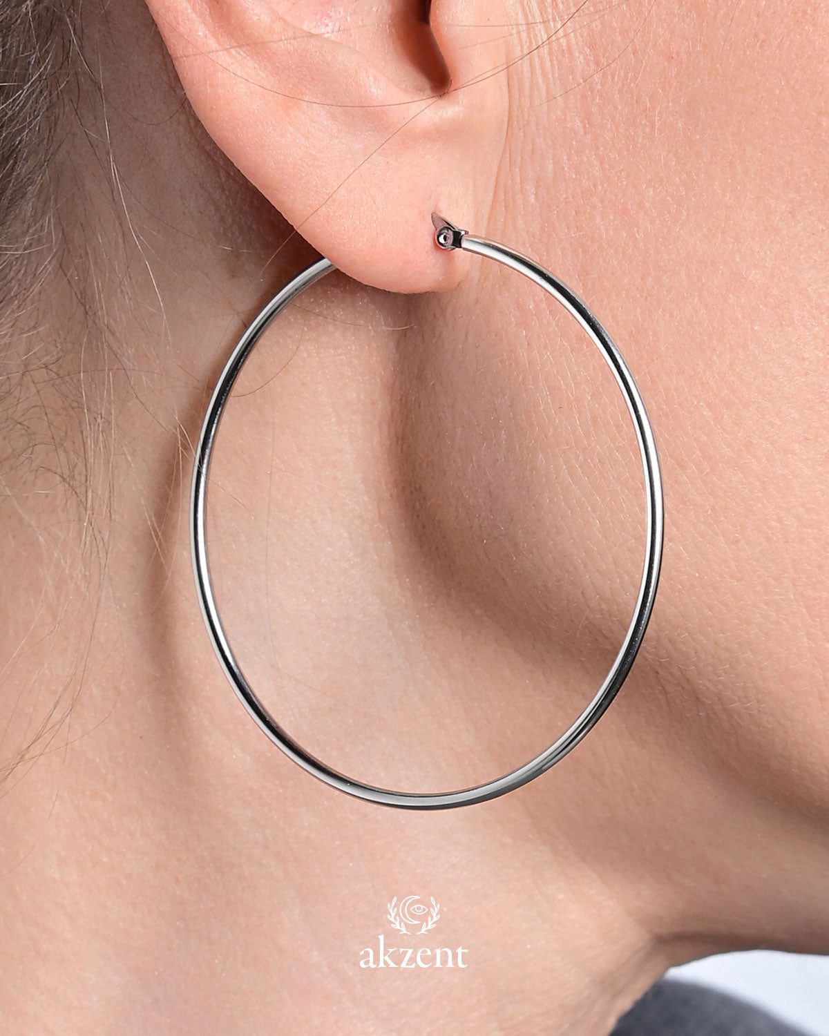 Akzent "Lilly" Loop Creolen