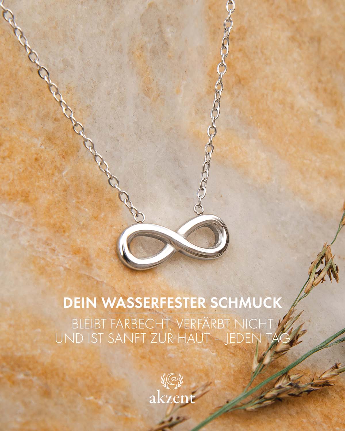 Akzent "Suki" Halskette mit Infinity-Anhänger
